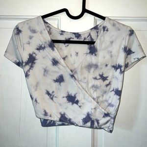 Aéropostale reversible cropped tee